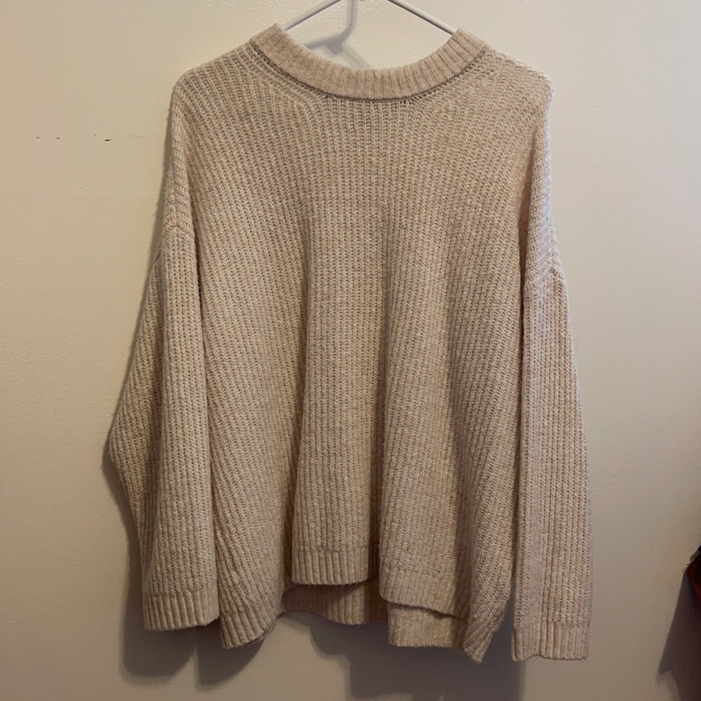 American Eagle sweater